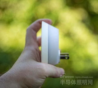 革新夜色 LEEO智能预警夜灯深度评测——当智能预见未来，传统夜灯黯然失色